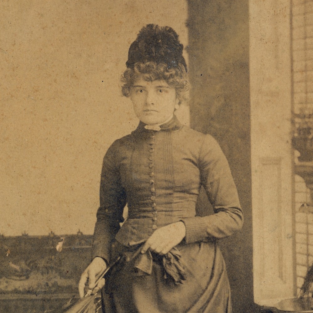 Artificial Intelligence photo restoration - London Image Scanning