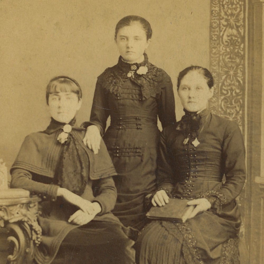 Artificial Intelligence photo restoration - London Image Scanning